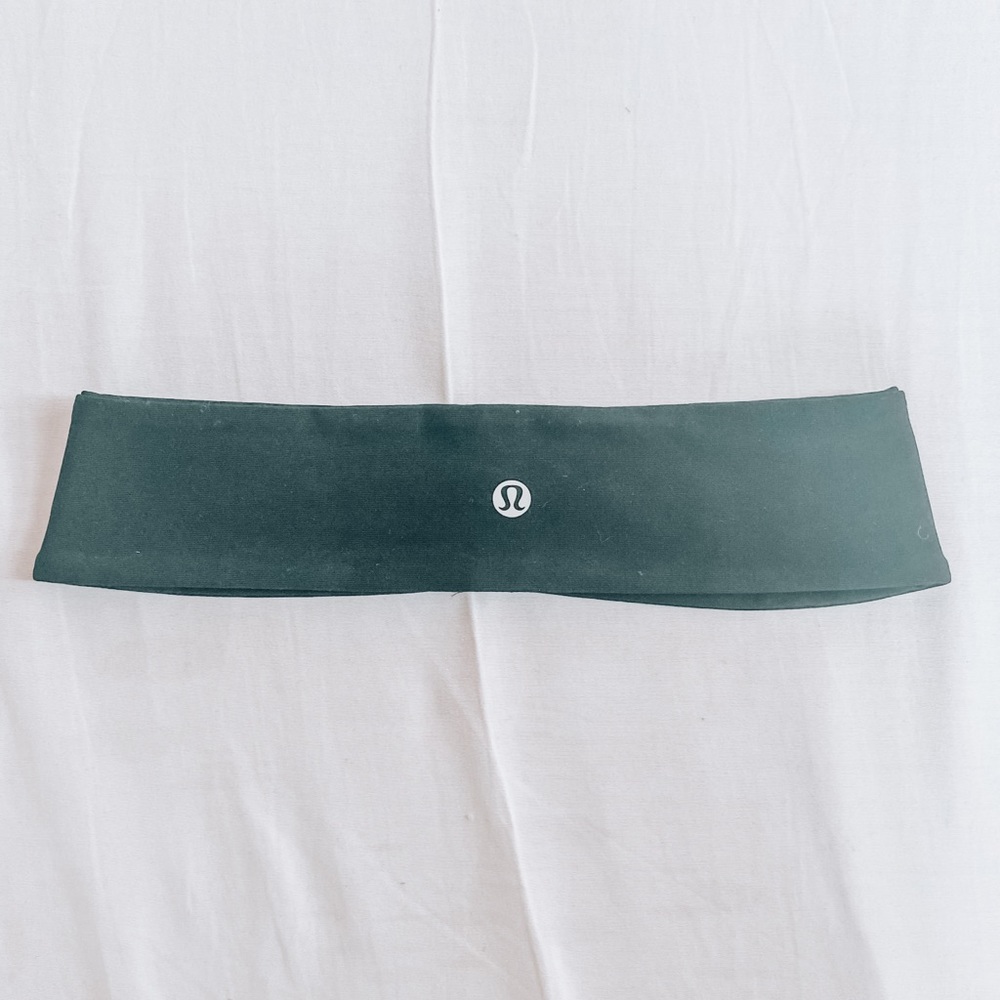 black lululemon headband